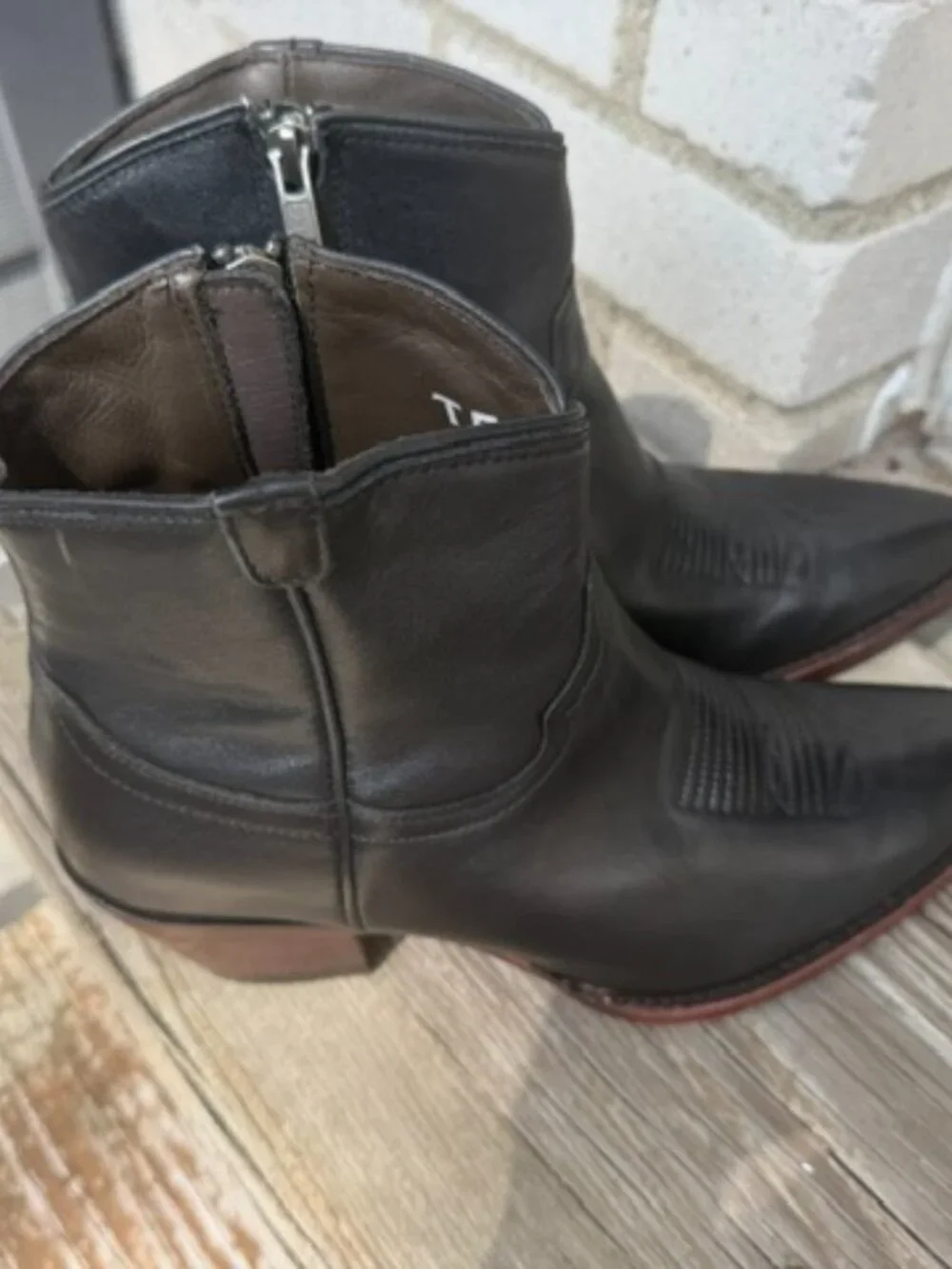 Tecovas Daisy Black Leather Ankle Boot 7